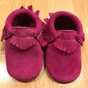 Freshly Picked Moccs - sz 3 Deep Fuchsia - Suede